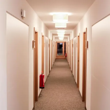 Lizum 1600 | Kompetenzzentrum Snowsport Tirol Hotel 3*