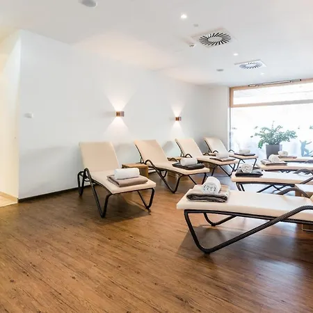 Lizum 1600 | Kompetenzzentrum Snowsport Tirol 3*