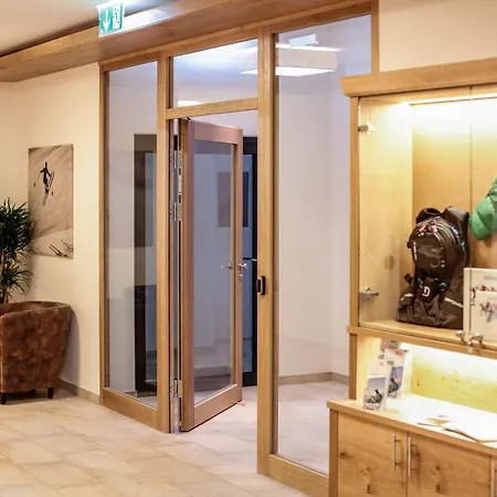 Hotel Lizum 1600 | Kompetenzzentrum Snowsport Tirol 3*