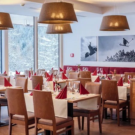 Hotel Lizum 1600 | Kompetenzzentrum Snowsport Tirol 3*