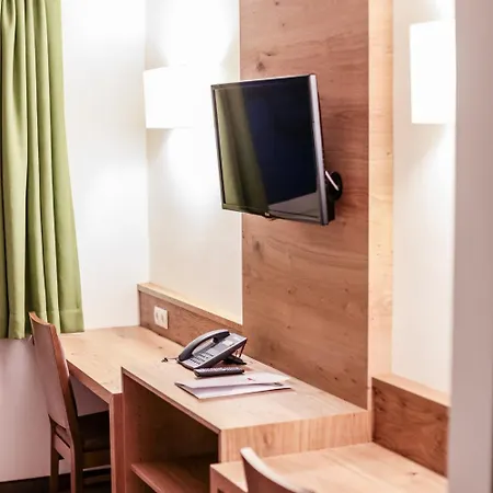 Lizum 1600 | Kompetenzzentrum Snowsport Tirol 3* Axamer Lizum