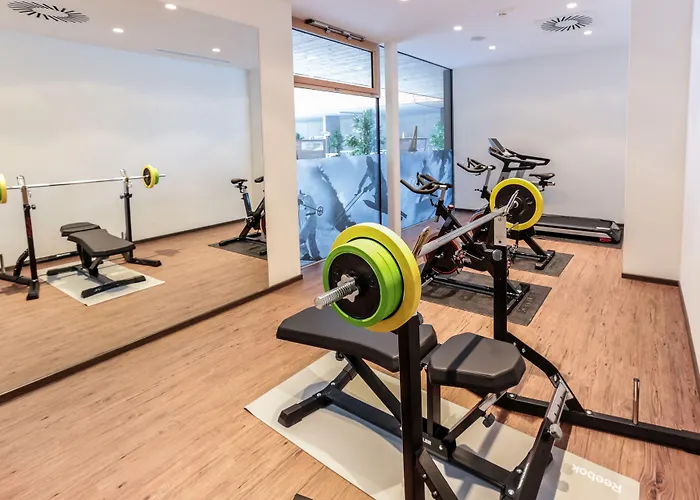 Lizum 1600 | Kompetenzzentrum Snowsport Tirol מלון אקסיימר ליזום