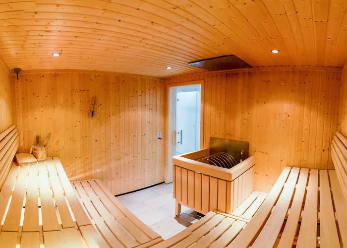 מלון Lizum 1600 | Kompetenzzentrum Snowsport Tirol אקסיימר ליזום