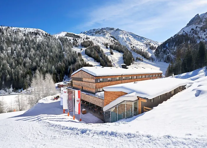 Lizum 1600 | Kompetenzzentrum Snowsport Tirol اكسامز