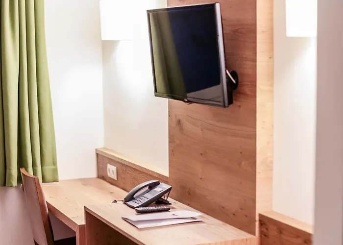 Lizum 1600 | Kompetenzzentrum Snowsport Tirol 3* אקסיימר ליזום