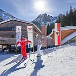 Hotel Lizum 1600 | Kompetenzzentrum Snowsport Tirol Axams
