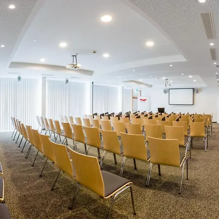 Lizum 1600 | Kompetenzzentrum Snowsport Tirol Hotel 3*